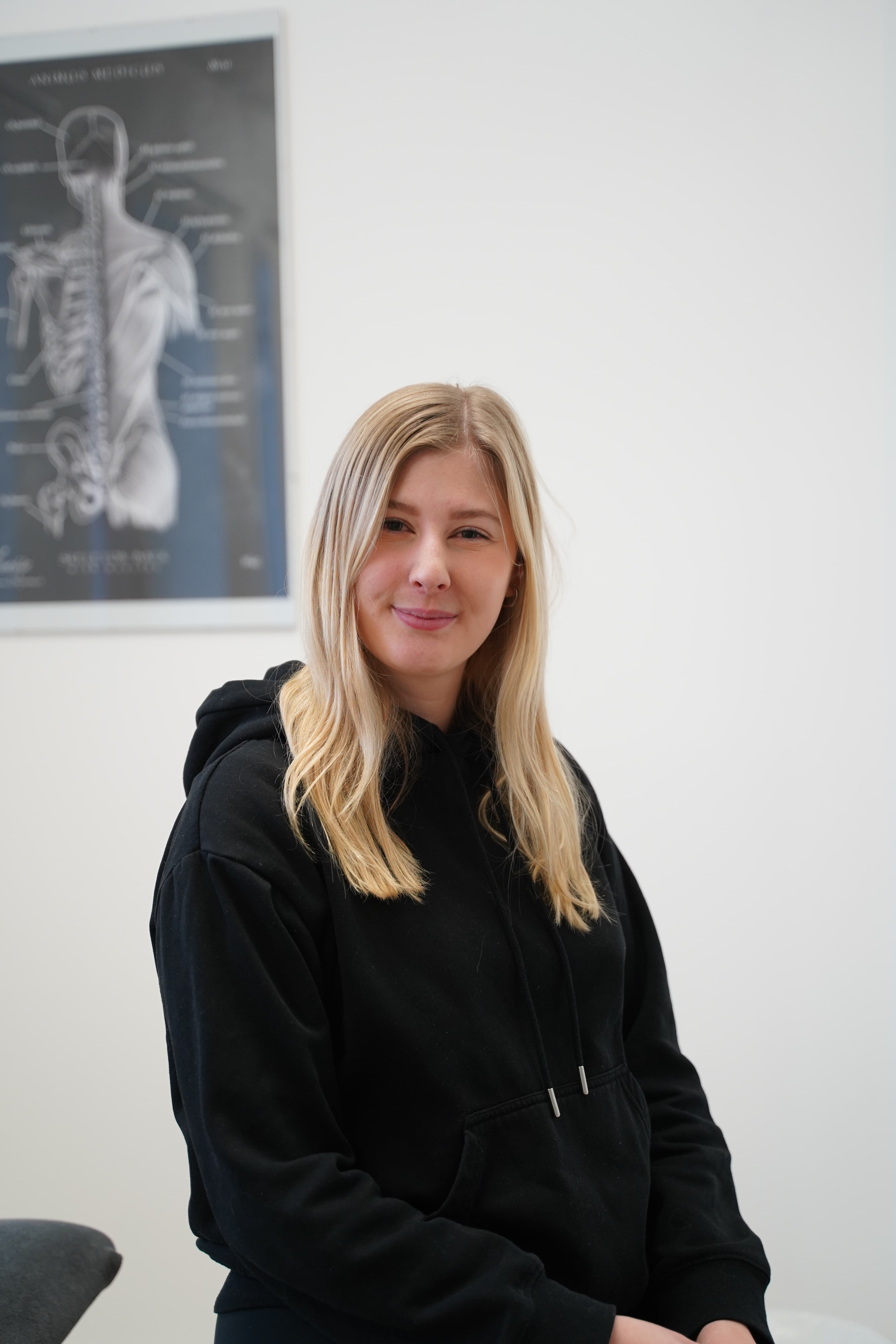 Paula Hansen, Physiotherapeutin